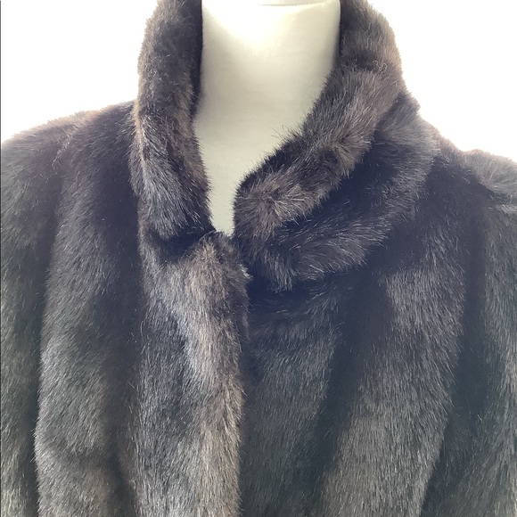 COPY - Betmar New York faux fur coat - Picture 2 of 6